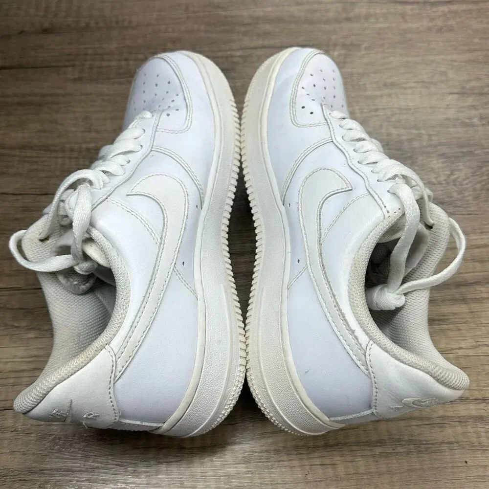 Nike~Men’s~Air Force 1‎ Low '07 White Used~Size 7.5